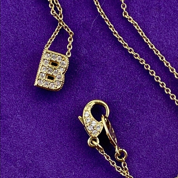 💛 Classic Gold Plated CZ Initial 'B' Necklace - Picture 4 of 8